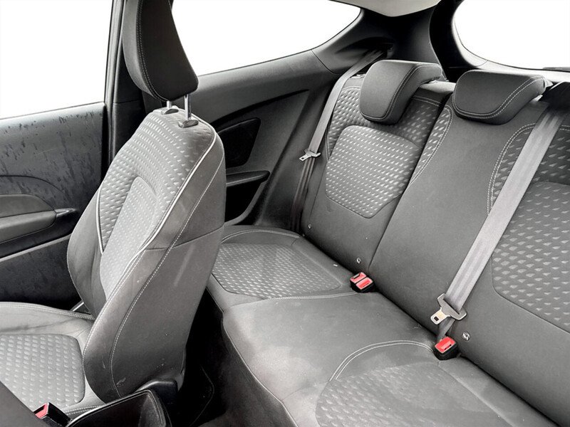 Used Ford Fiesta 2017 for sale - 77617839: Photo 10