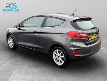 Used Ford Fiesta 2017 for sale - 77617839: Photo
