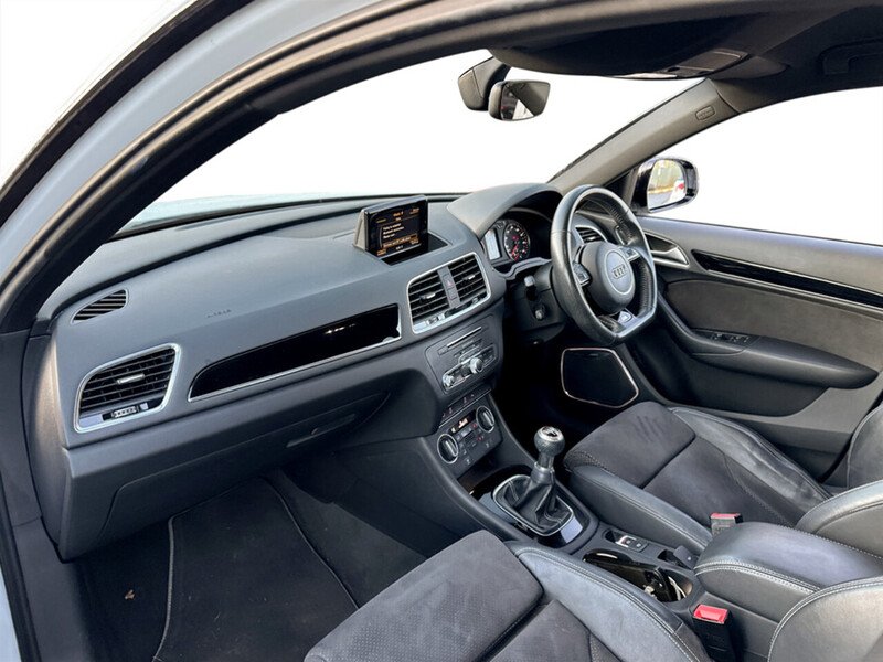 Used Audi Q3 2018 for sale - 76694302: Photo 24