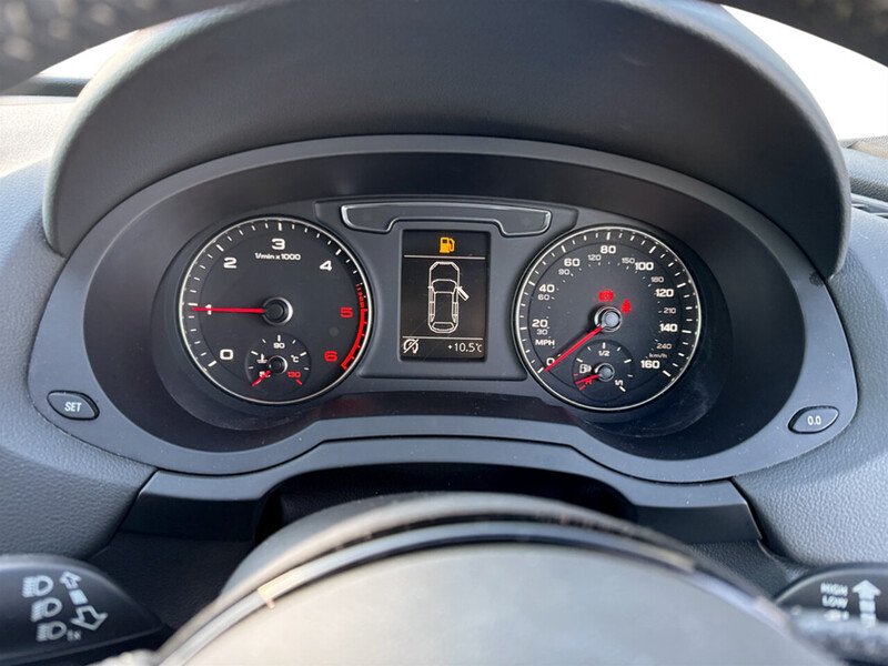 Used Audi Q3 2018 for sale - 76694302: Photo 31