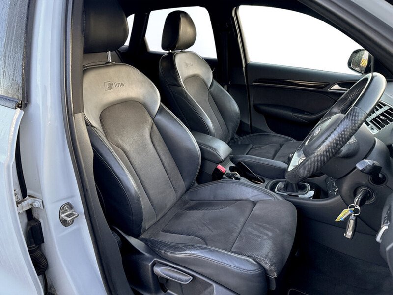 Used Audi Q3 2018 for sale - 76694302: Photo 4