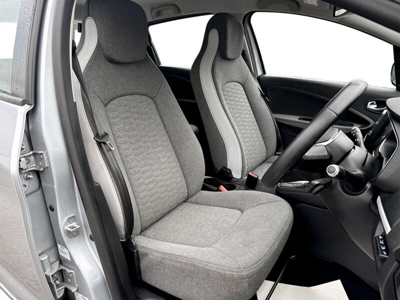 Used Renault Zoe 2020 for sale - 76357061: Photo 25