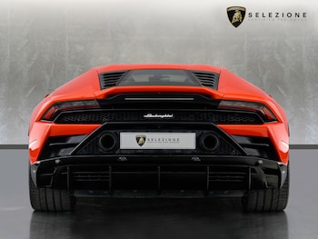 Used Lamborghini Huracan 2019 for sale - 79235699: Photo
