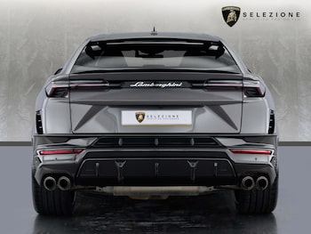 Used Lamborghini Urus 2023 for sale - 78627590: Photo