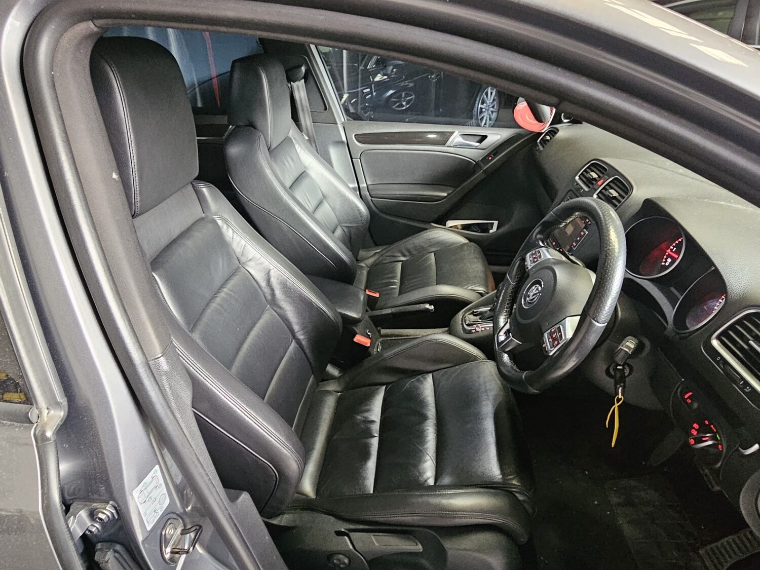 Used Volkswagen Golf 2011 for sale - 78024611: Photo 11