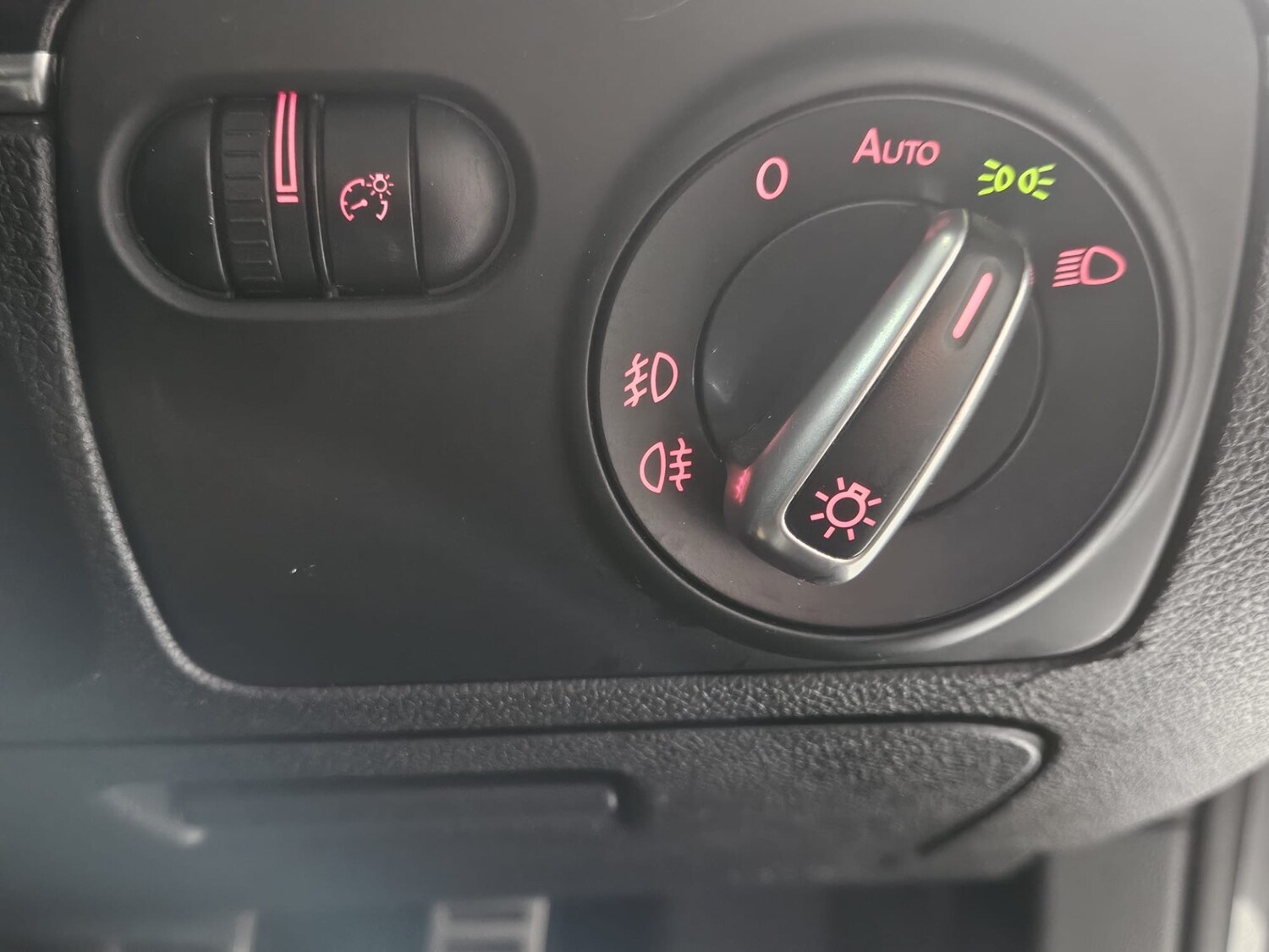 Used Volkswagen Golf 2011 for sale - 78024611: Photo 13