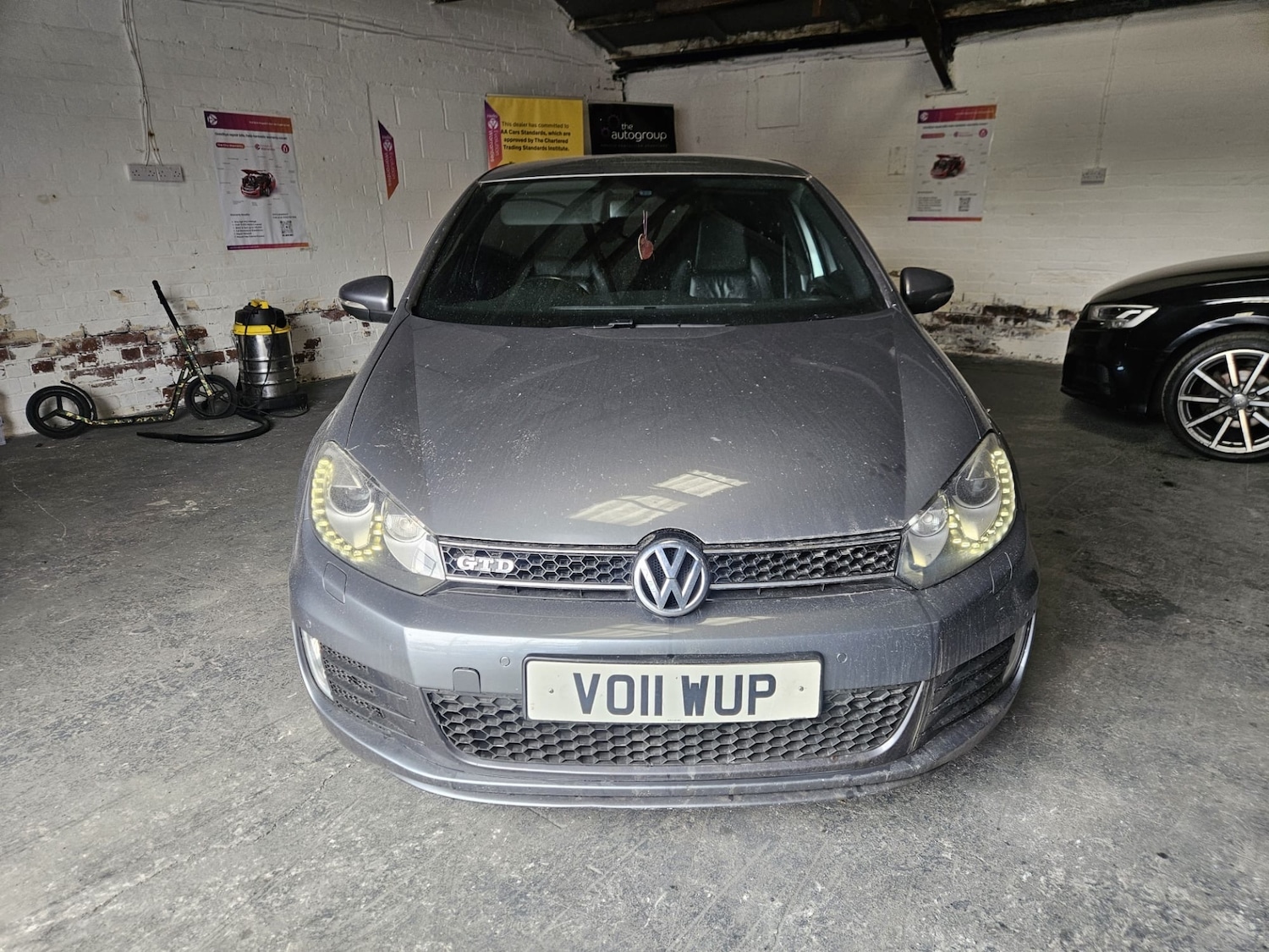 Used Volkswagen Golf 2011 for sale - 78024611: Photo 2