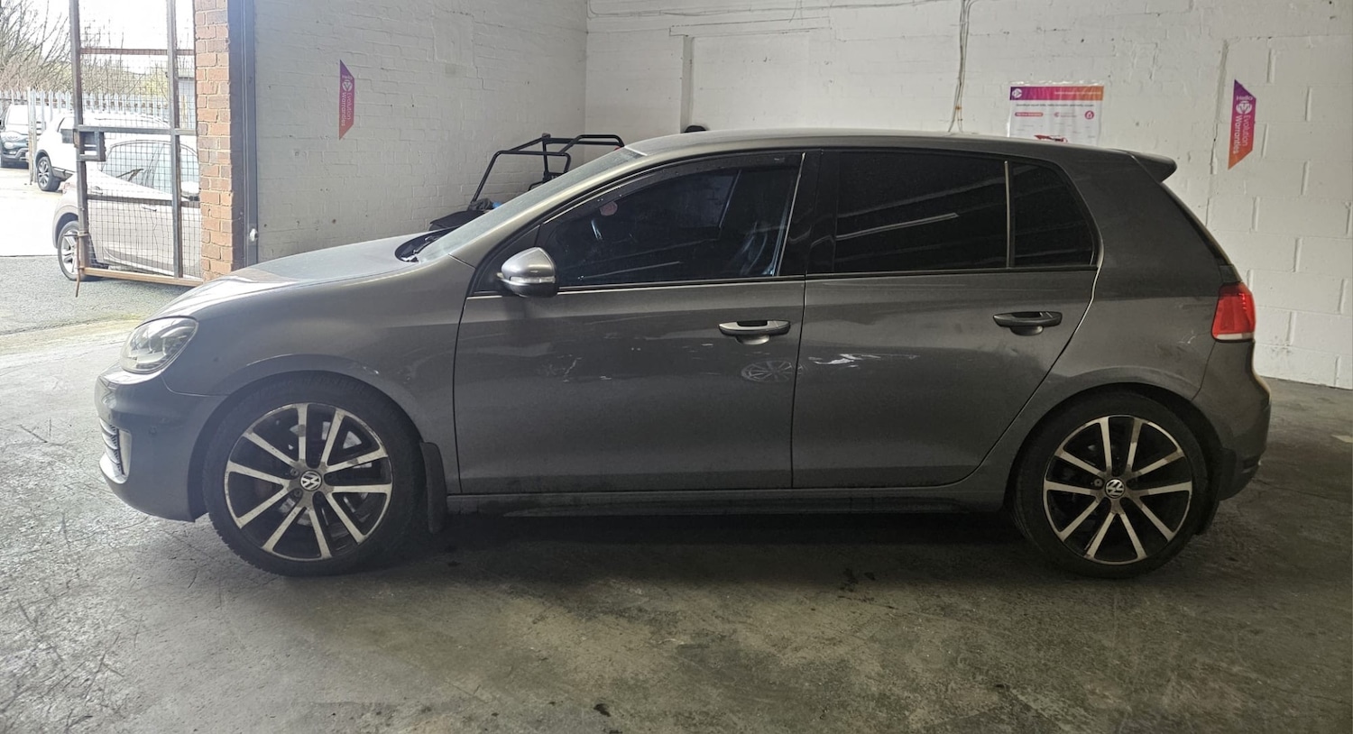 Used Volkswagen Golf 2011 for sale - 78024611: Photo 4