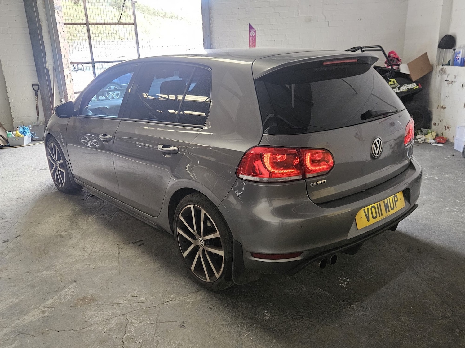 Used Volkswagen Golf 2011 for sale - 78024611: Photo 5