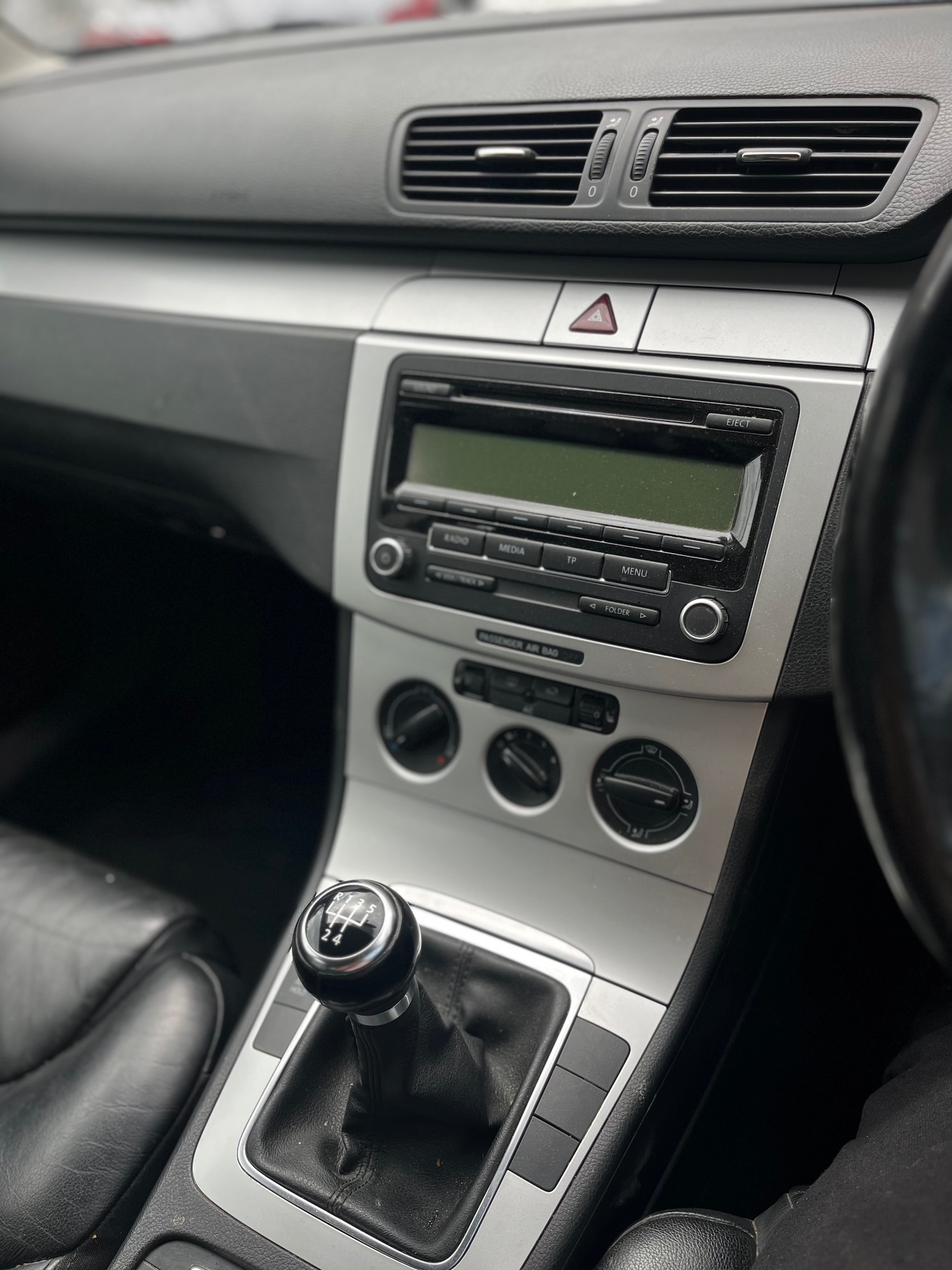 Used Volkswagen Passat 2009 for sale - 74730950: Photo 11