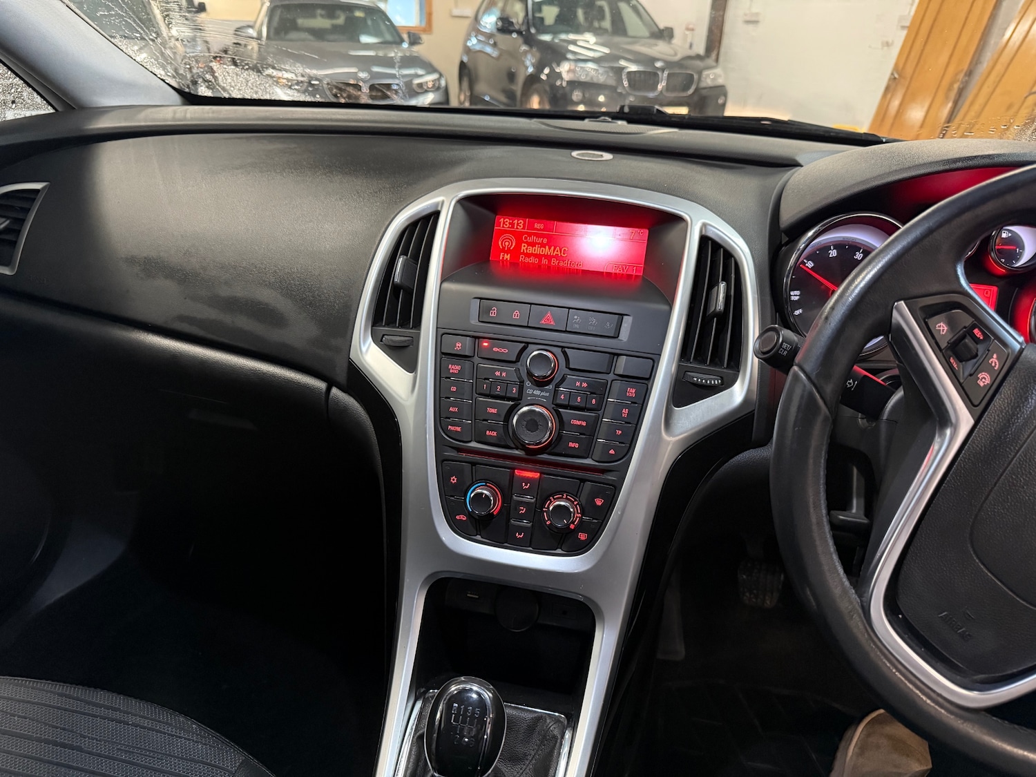 Used Vauxhall Astra 2015 for sale - 77475497: Photo 15