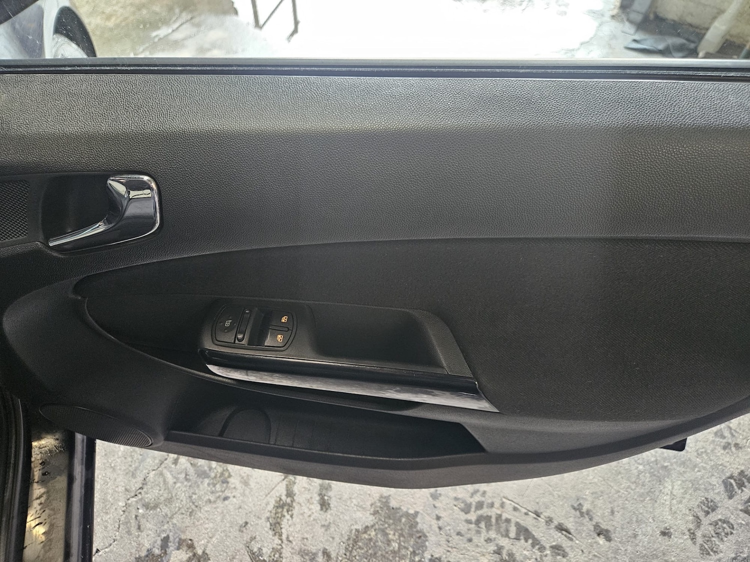 Used Vauxhall Corsa 2009 for sale - 77141023: Photo 22