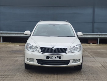 Used Skoda Octavia 2010 for sale - 77028393: Photo