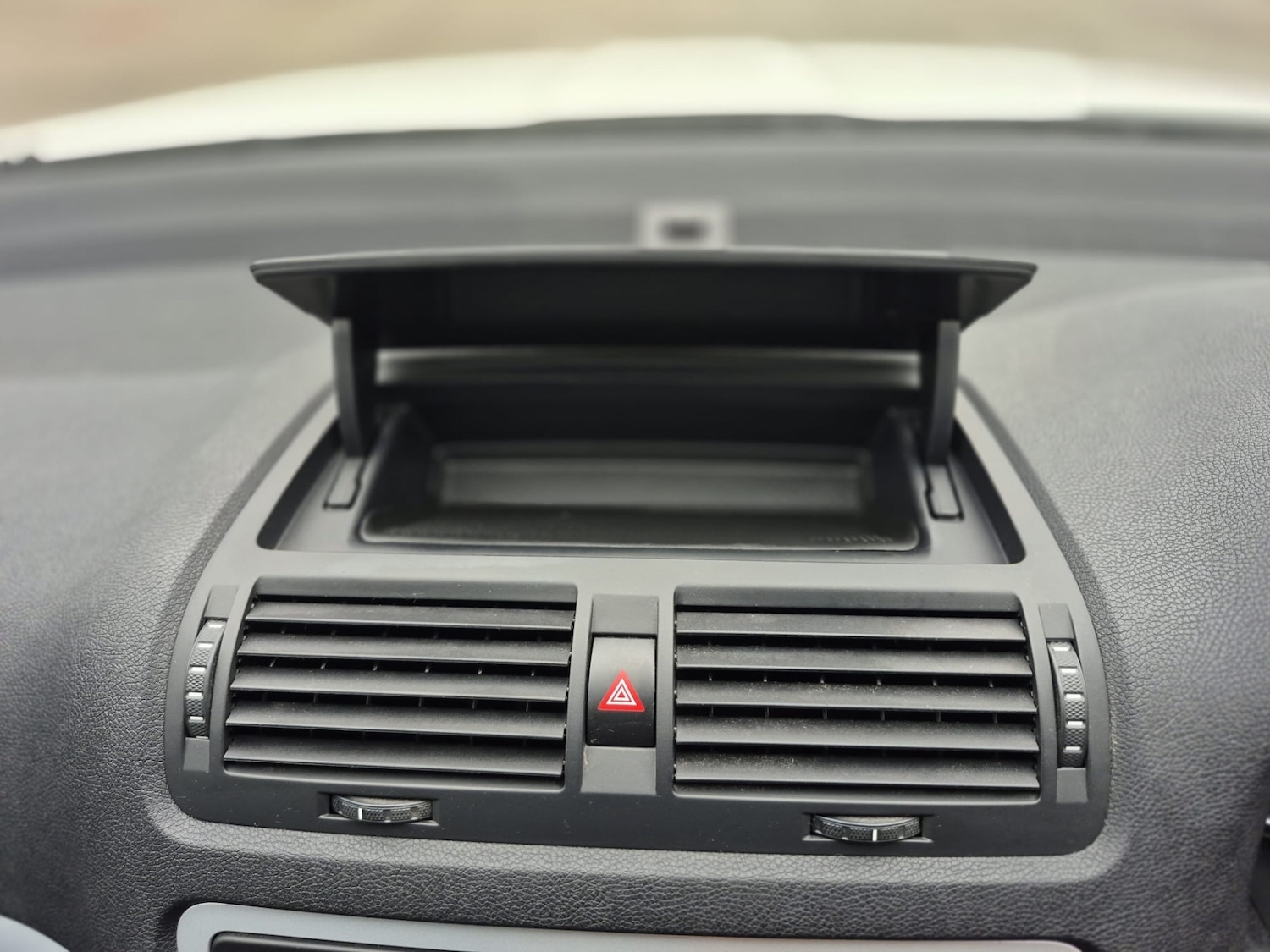 Used Skoda Octavia 2010 for sale - 77028393: Photo 35