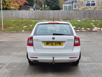 Used Skoda Octavia 2010 for sale - 77028393: Photo