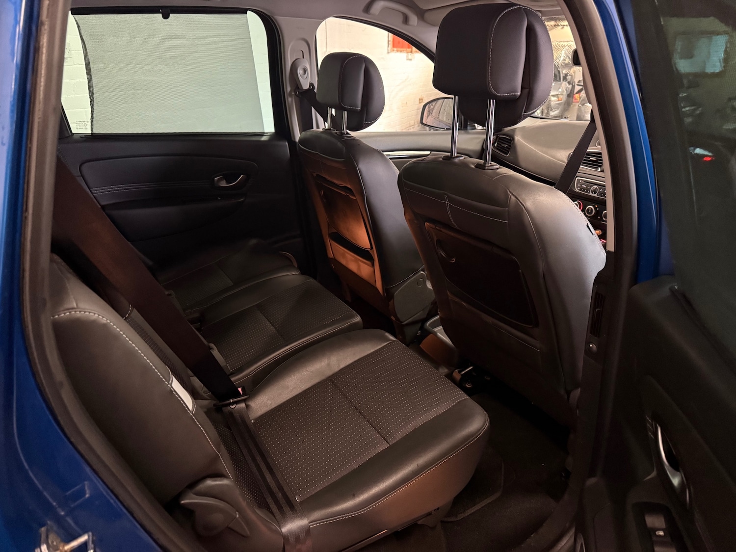 Used Renault Scenic 2011 for sale - 77522267: Photo 14