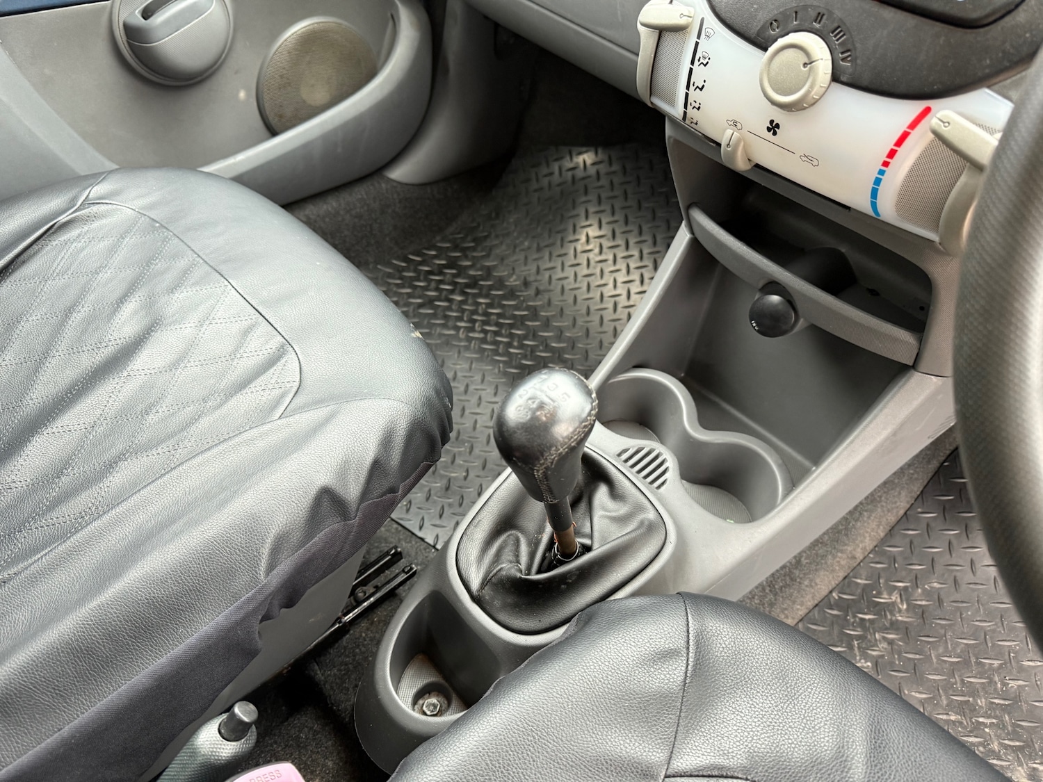 Used Toyota AYGO 2008 for sale - 77054967: Photo 22