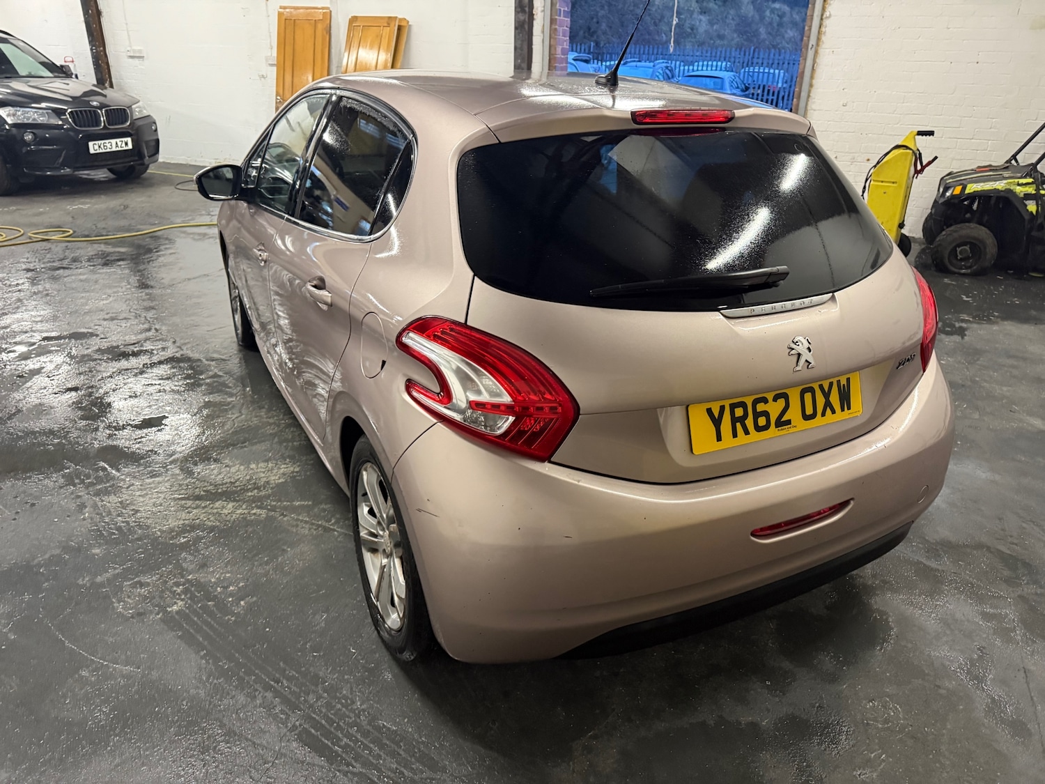 Used Peugeot 208 2012 for sale - 77141028: Photo 6