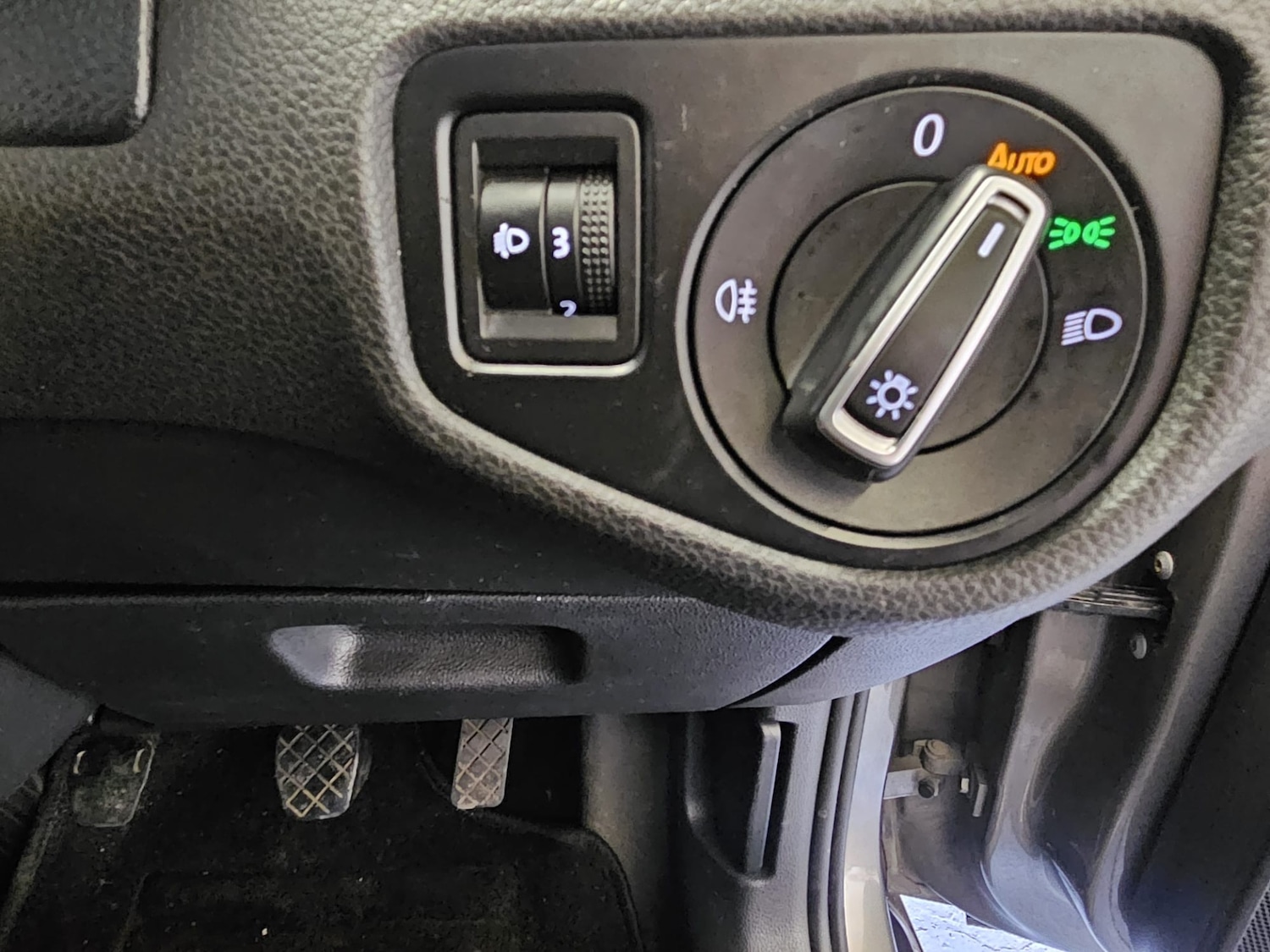 Used Volkswagen Golf 2014 for sale - 77165158: Photo 14