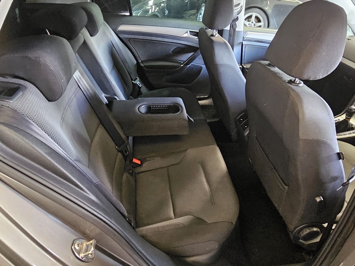 Used Volkswagen Golf 2014 for sale - 77165158: Photo 15