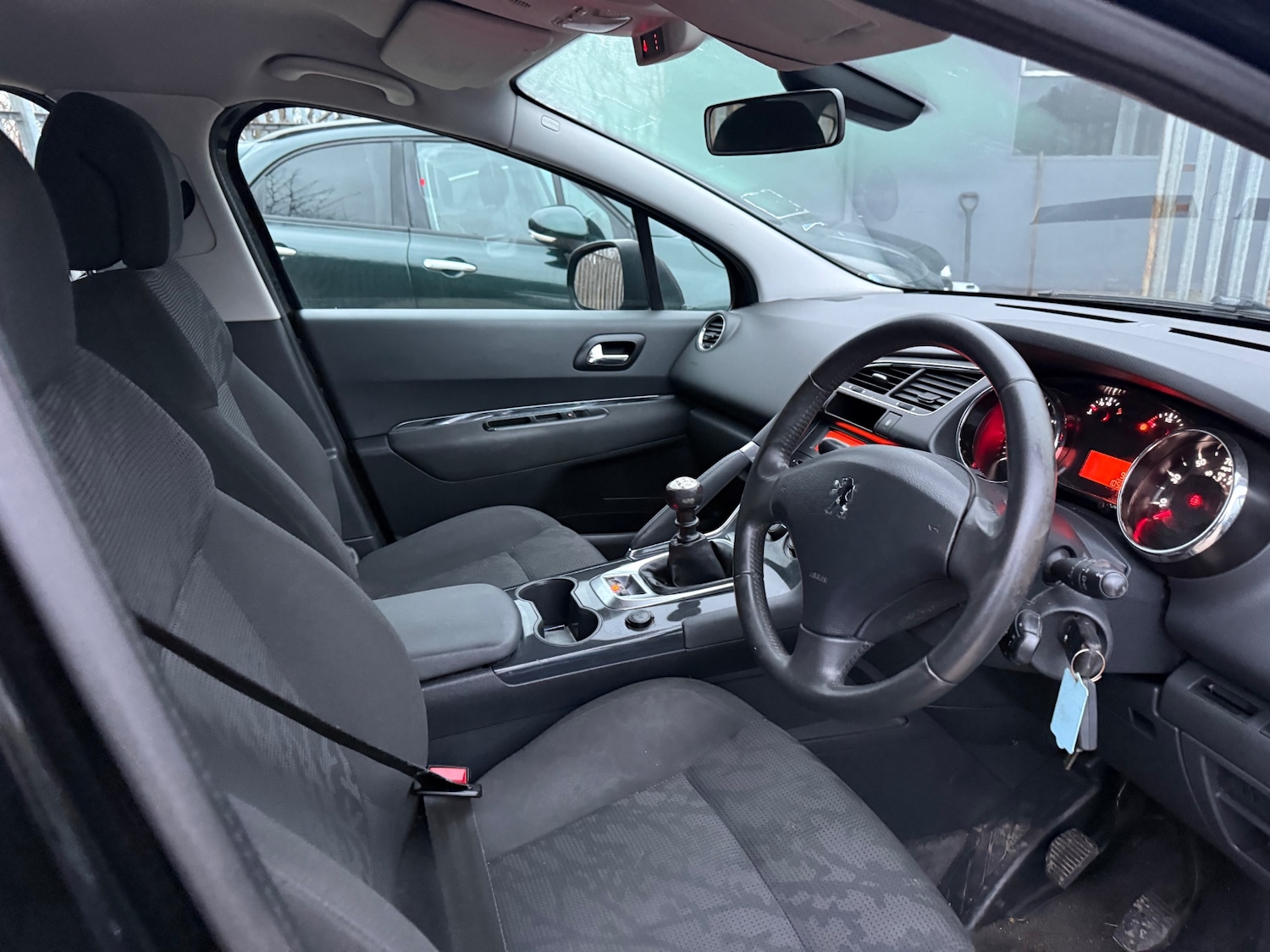 Used Peugeot 3008 2013 for sale - 77058443: Photo 10