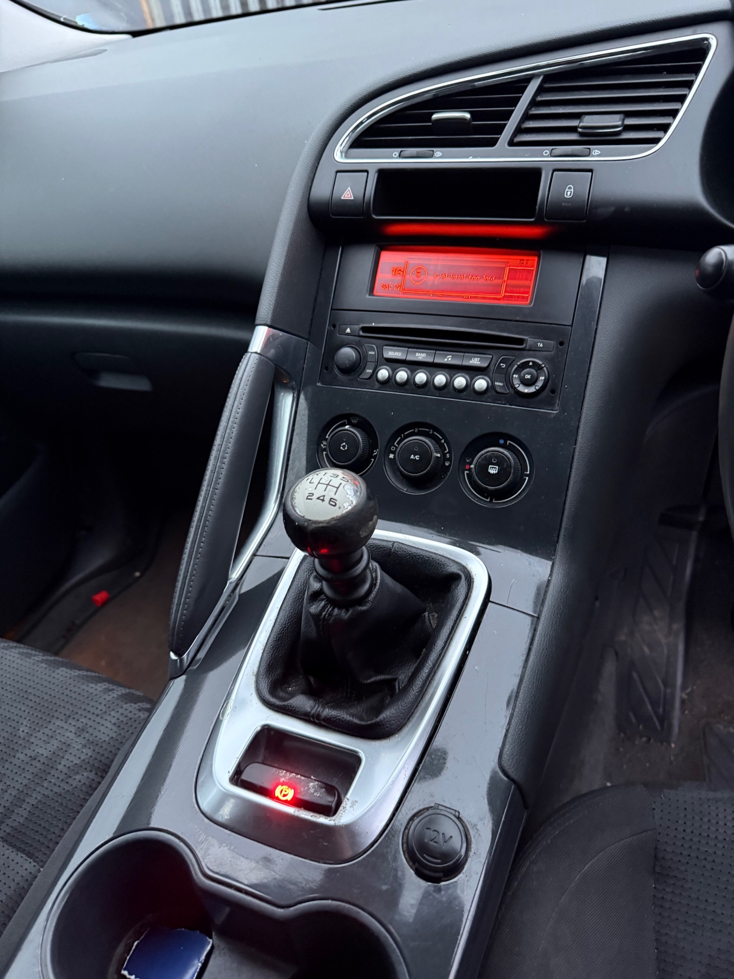 Used Peugeot 3008 2013 for sale - 77058443: Photo 13