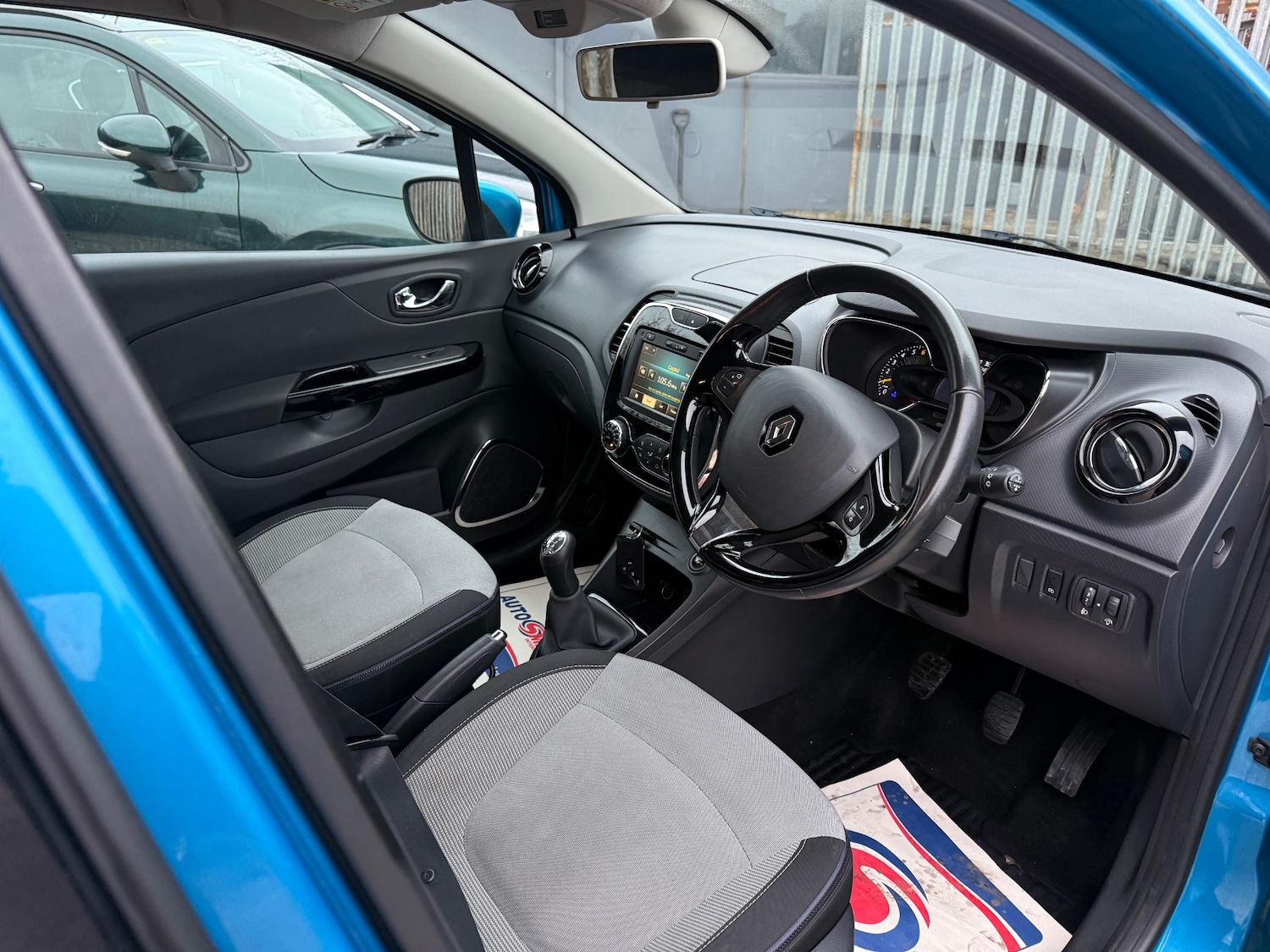 Used Renault Captur 2014 for sale - 77058454: Photo 16