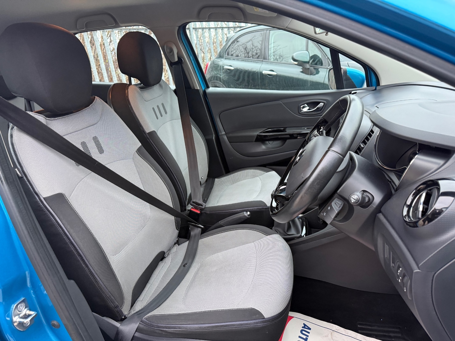 Used Renault Captur 2014 for sale - 77058454: Photo 17