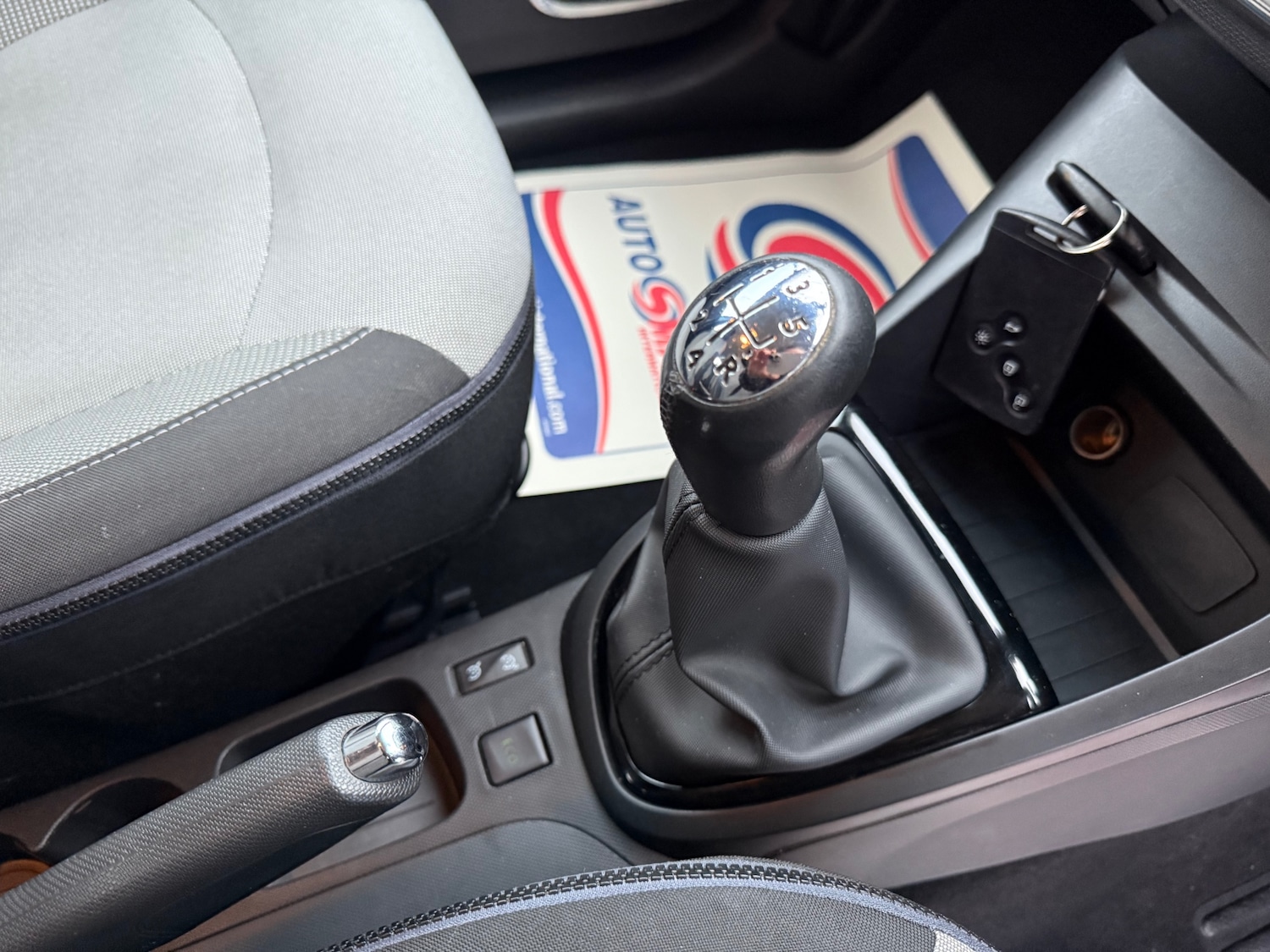 Used Renault Captur 2014 for sale - 77058454: Photo 22