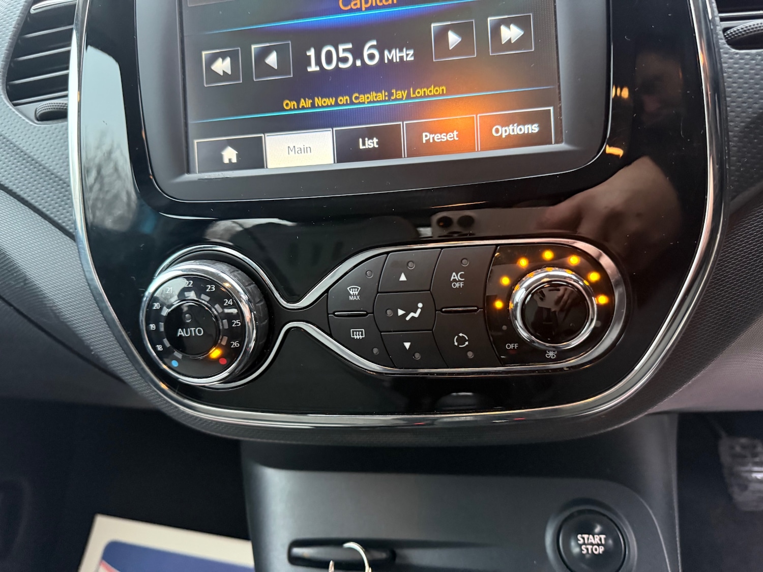 Used Renault Captur 2014 for sale - 77058454: Photo 23