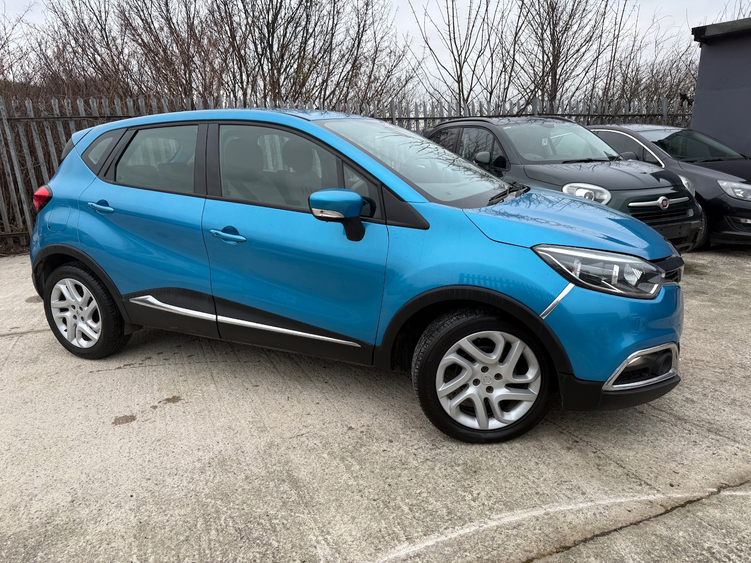 Used Renault Captur 2014 for sale - 77058454: Photo 3