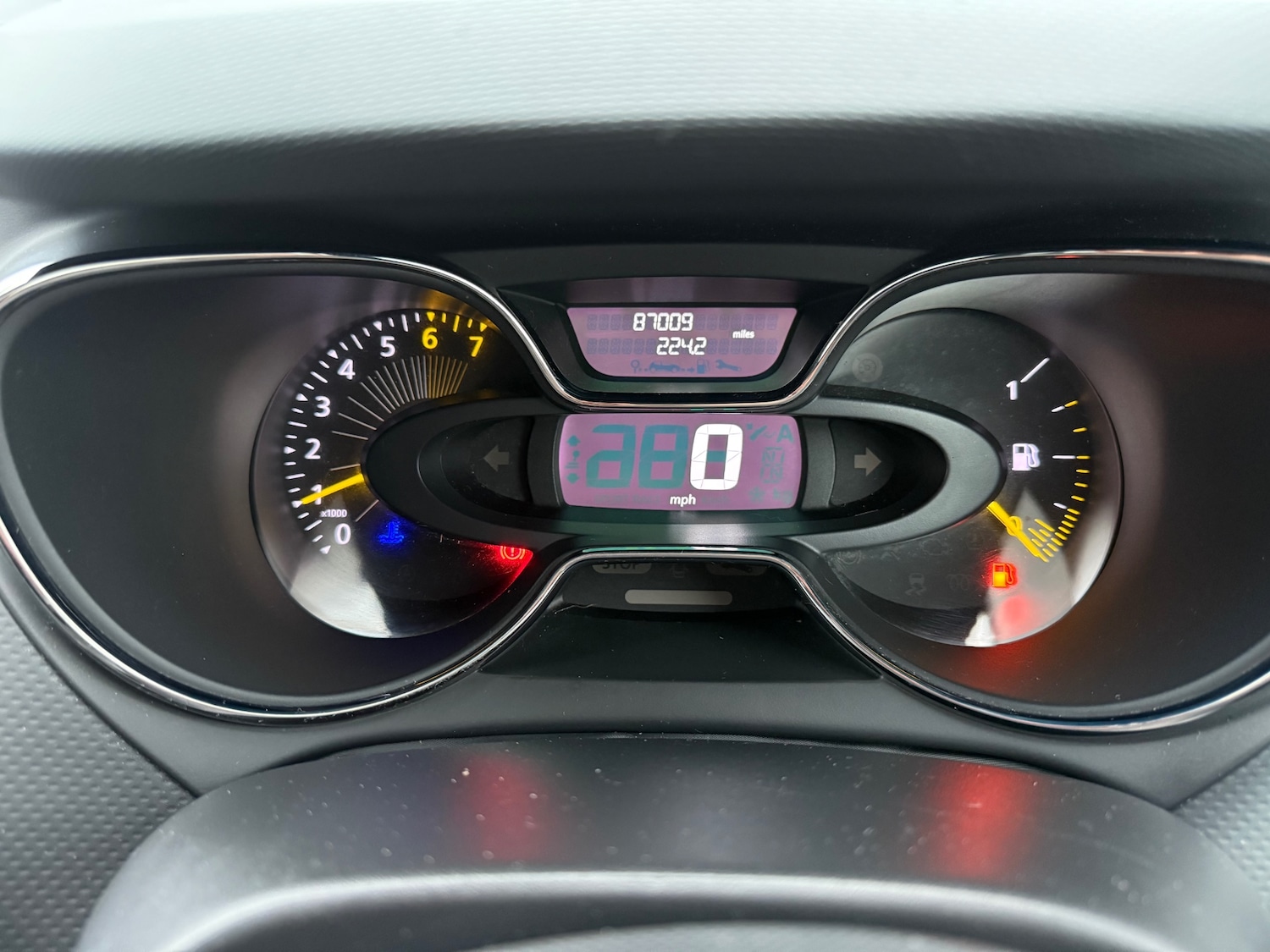 Used Renault Captur 2014 for sale - 77058454: Photo 30