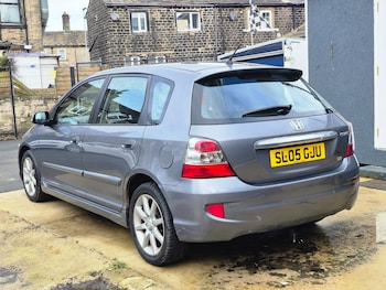 Used Honda Civic 2005 for sale - 77902787: Photo