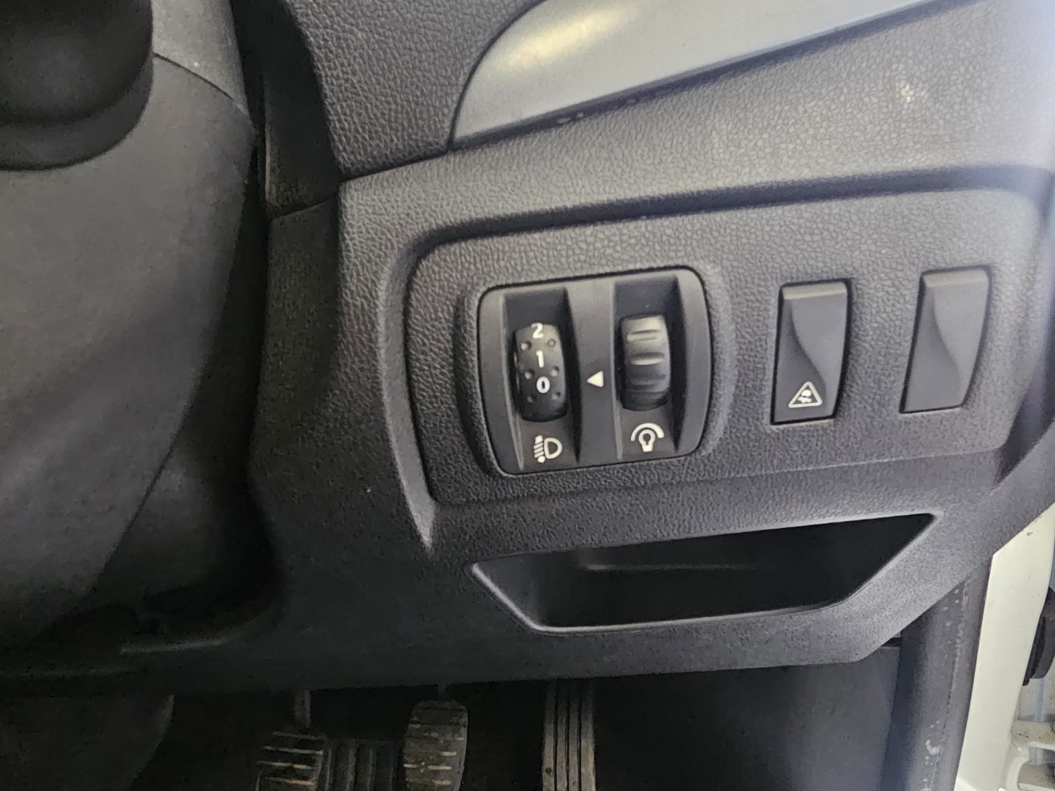 Used Renault Scenic 2010 for sale - 77141017: Photo 20