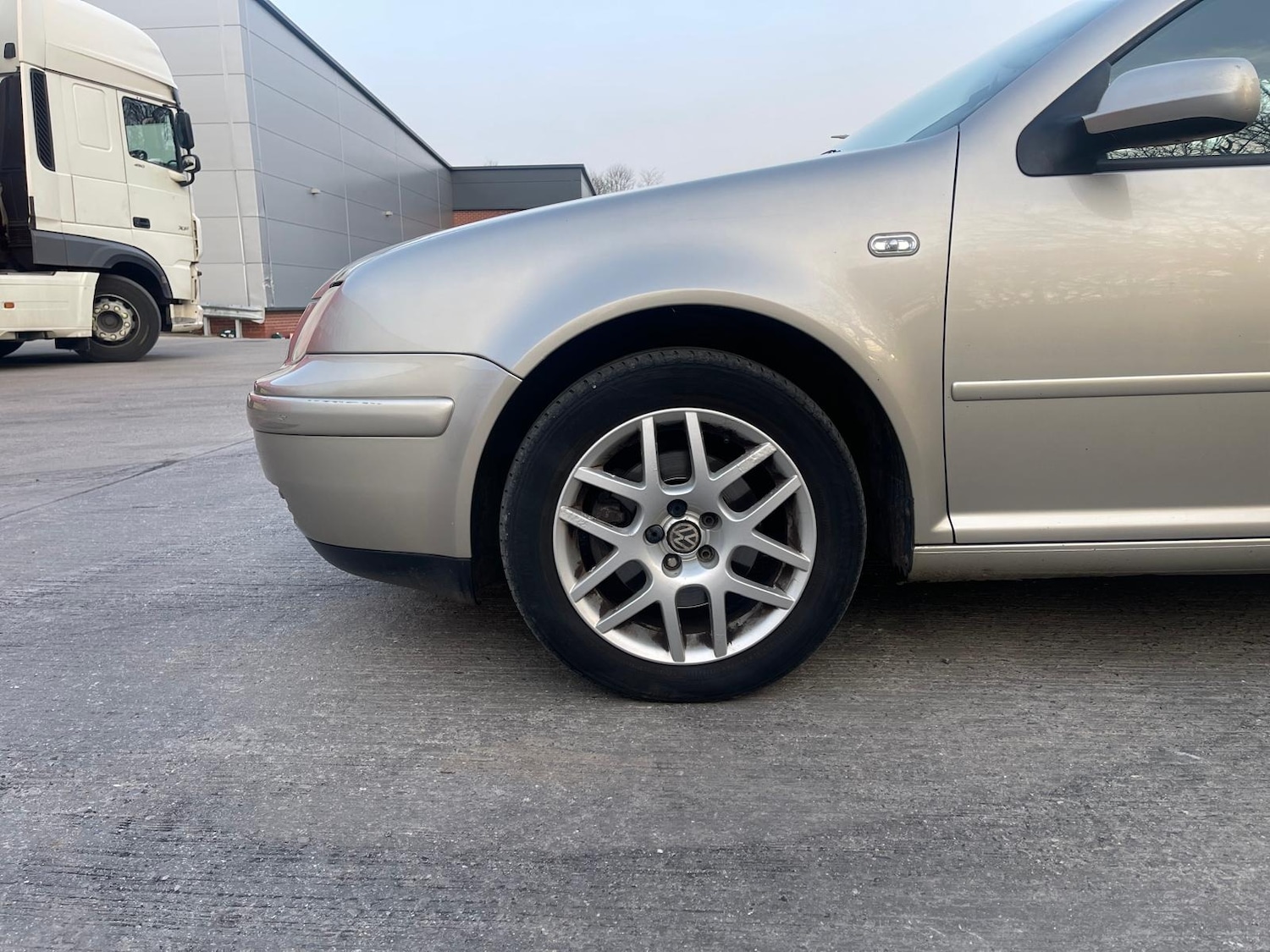 Used Volkswagen Bora 2004 for sale - 77766826: Photo 13