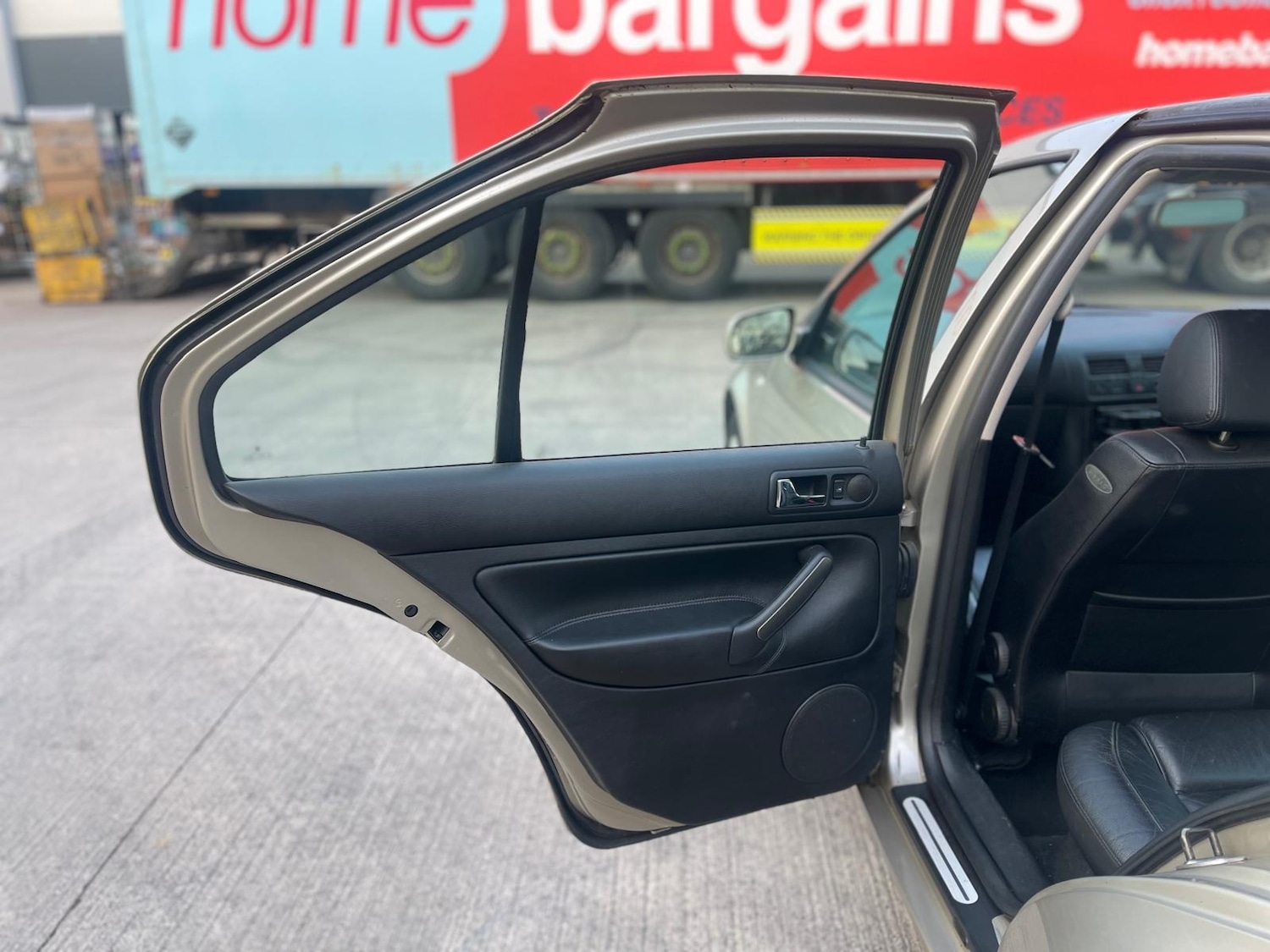 Used Volkswagen Bora 2004 for sale - 77766826: Photo 17