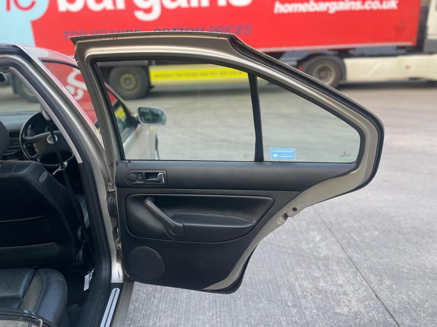 Used Volkswagen Bora 2004 for sale - 77766826: Photo 19