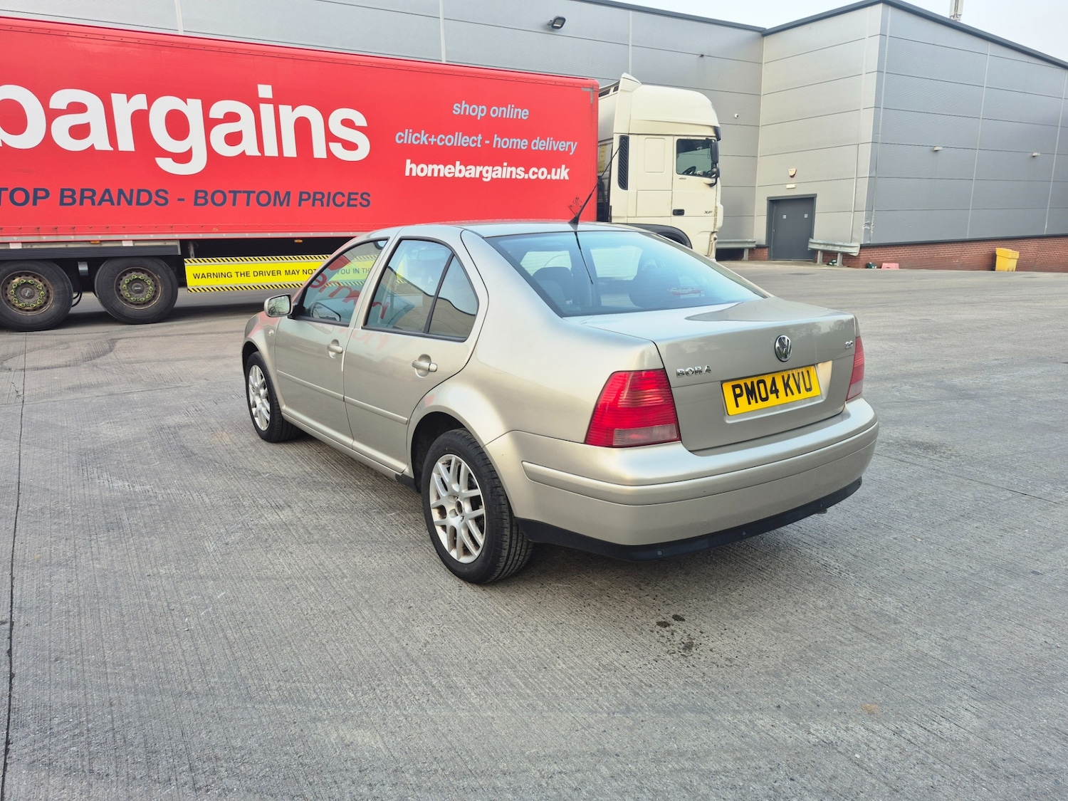 Used Volkswagen Bora 2004 for sale - 77766826: Photo 5