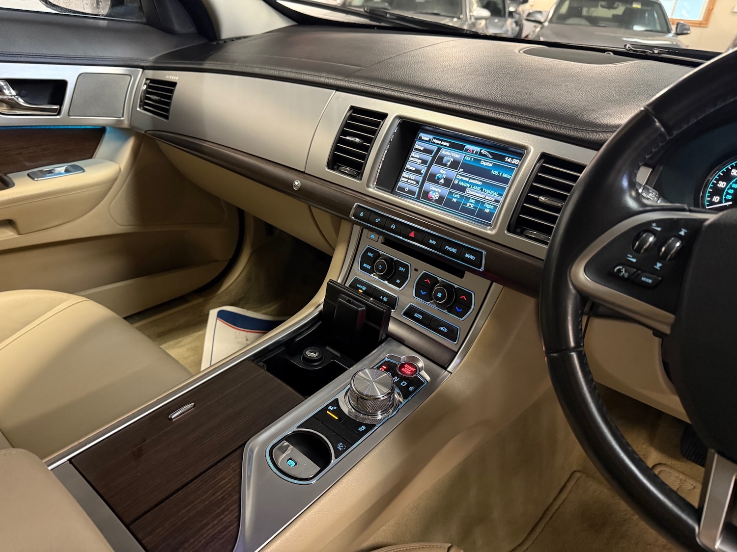 Used Jaguar XF 2011 for sale - 77505545: Photo 13