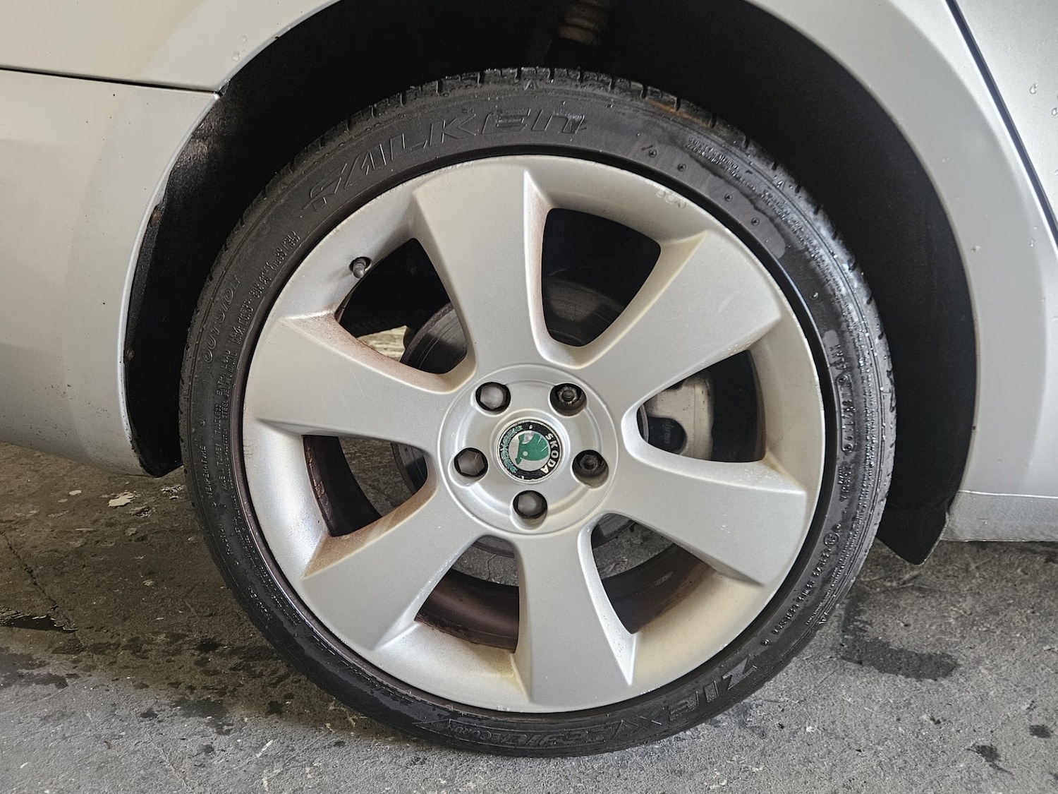 Used Skoda Superb 2010 for sale - 78056842: Photo 21