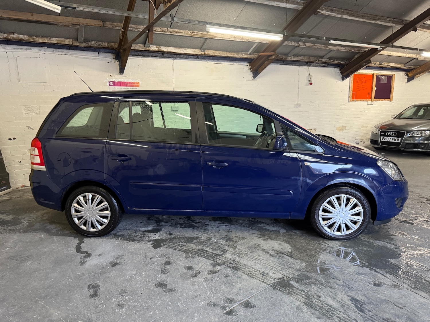 Used Vauxhall Zafira 2012 for sale - 77522264: Photo 9