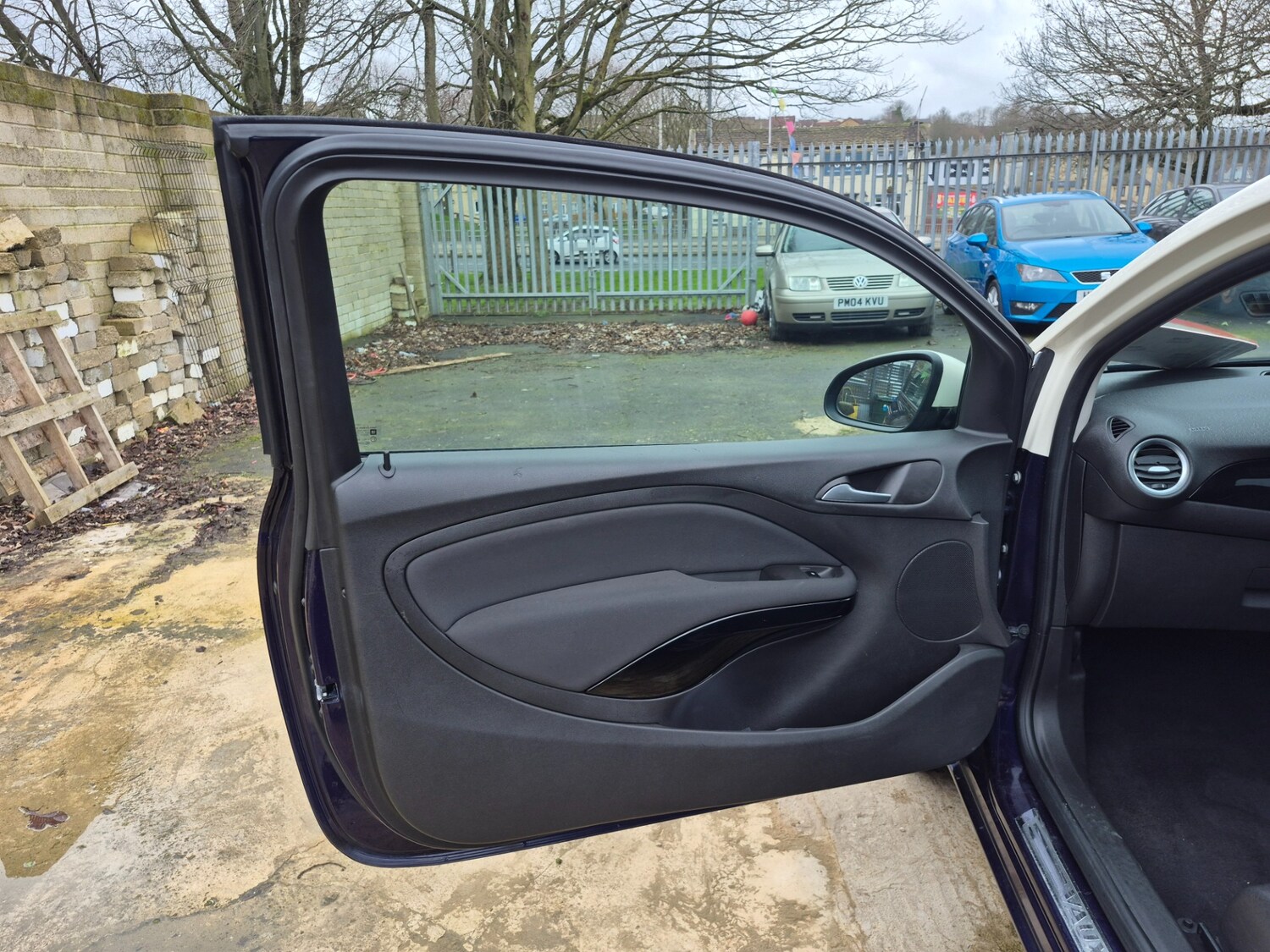 Used Vauxhall ADAM 2013 for sale - 77902045: Photo 14