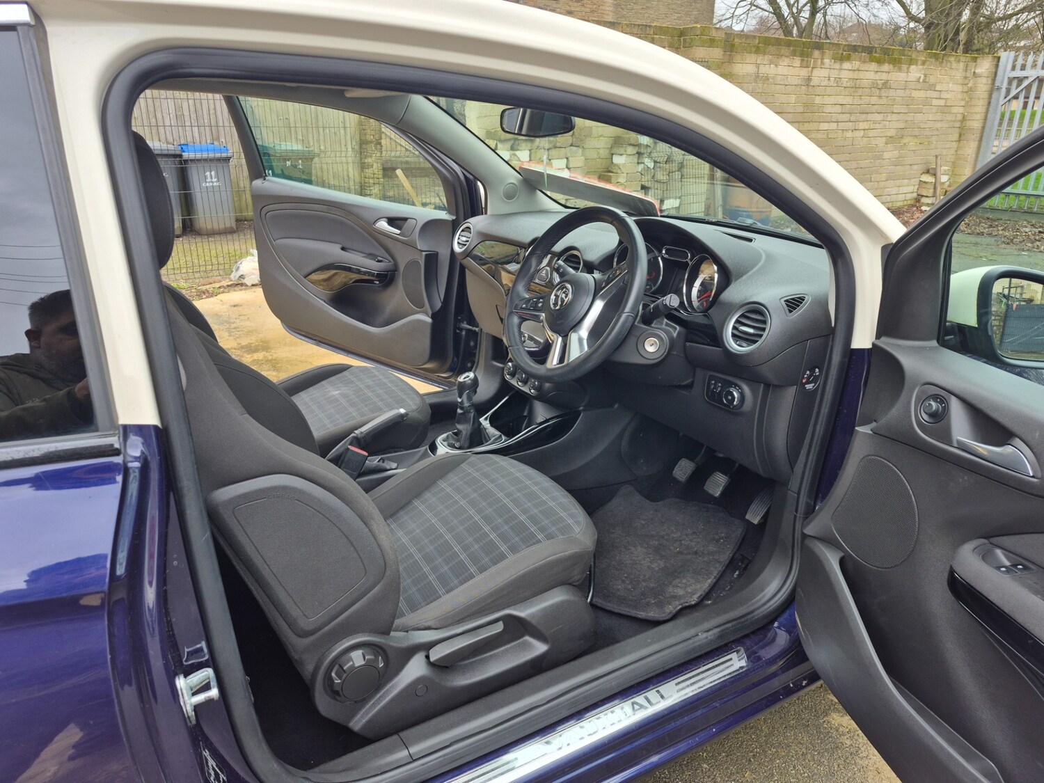 Used Vauxhall ADAM 2013 for sale - 77902045: Photo 19