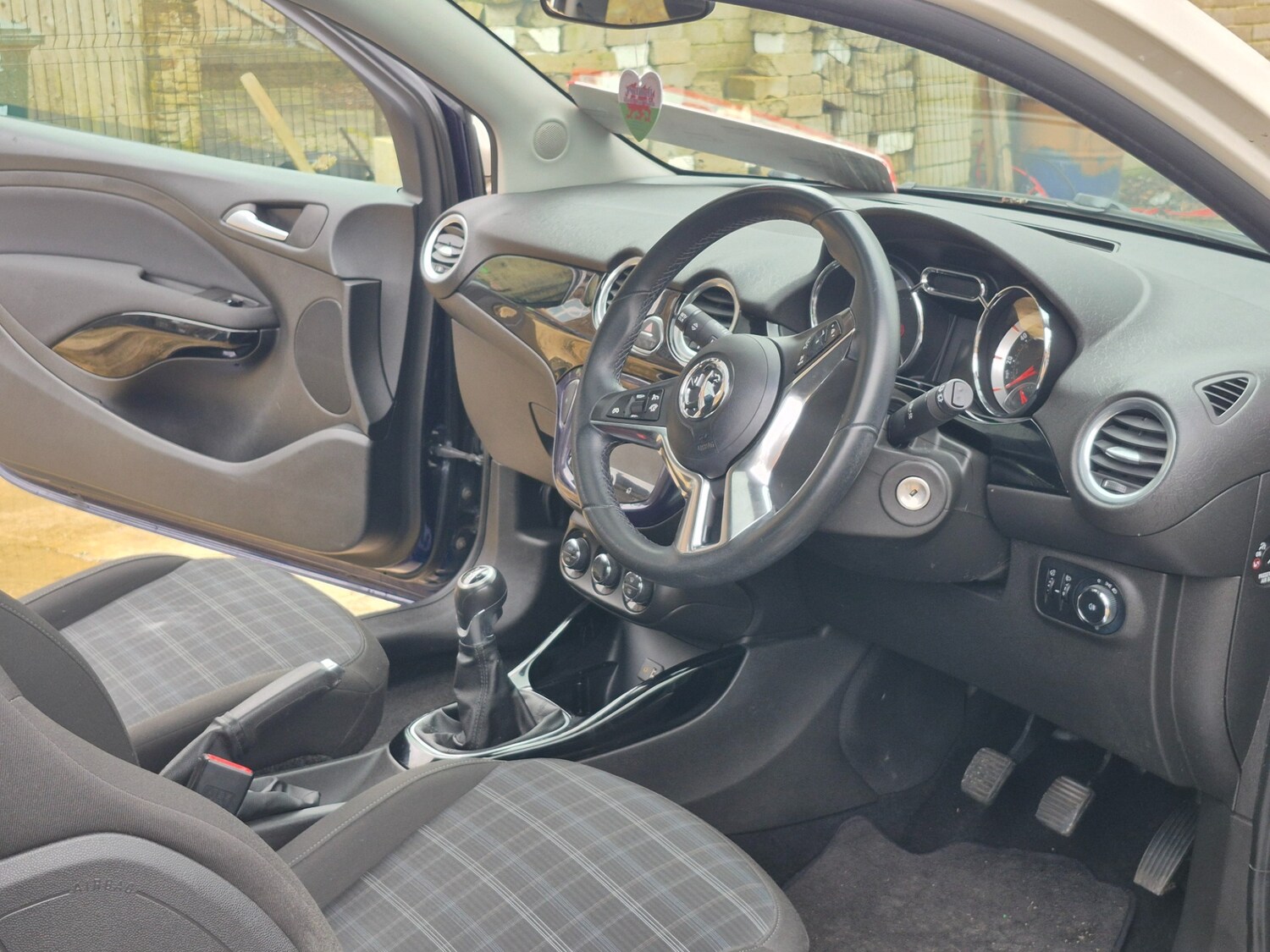 Used Vauxhall ADAM 2013 for sale - 77902045: Photo 20