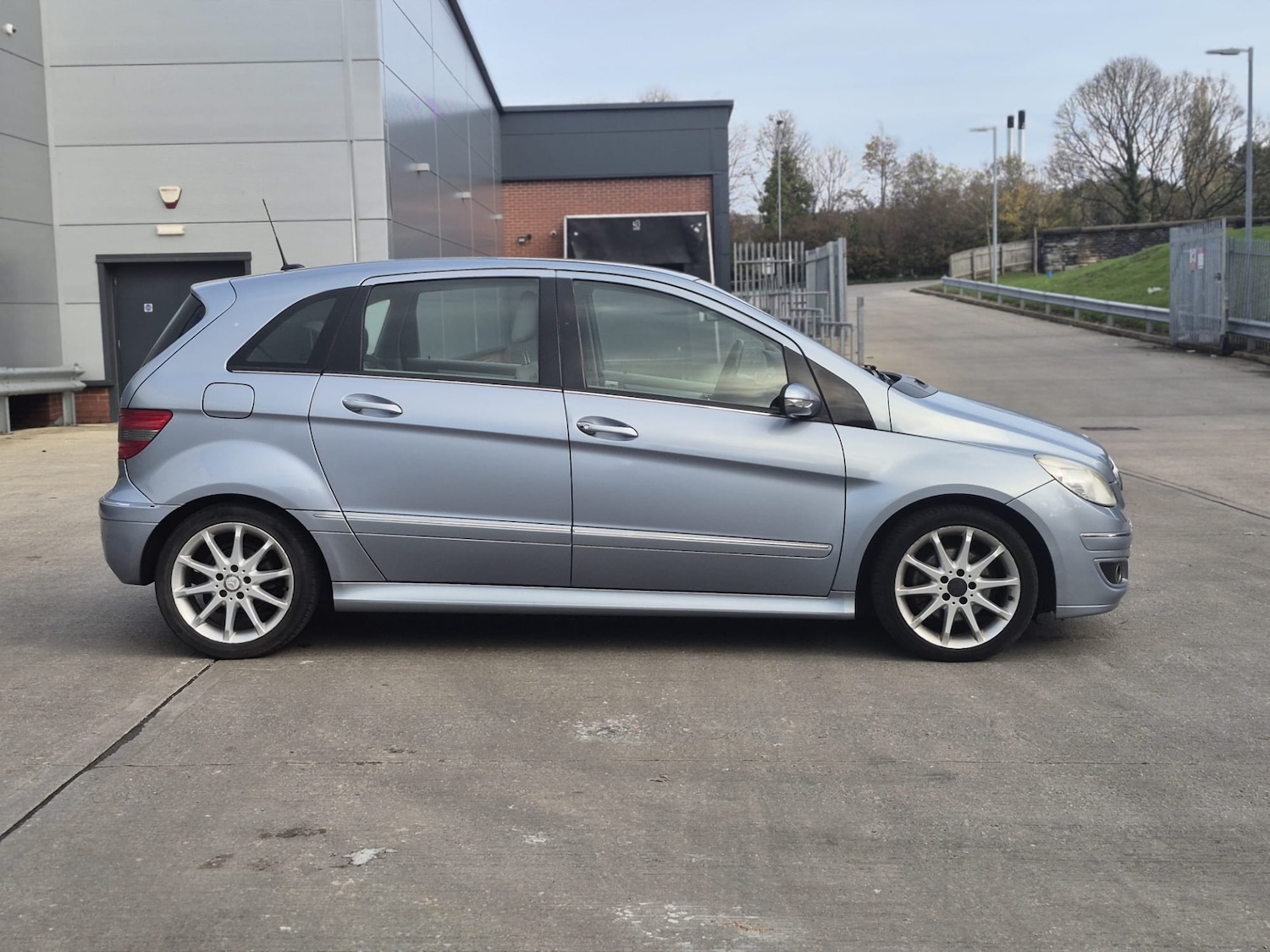Used Mercedes-Benz B Class 2007 for sale - 77028395: Photo 11