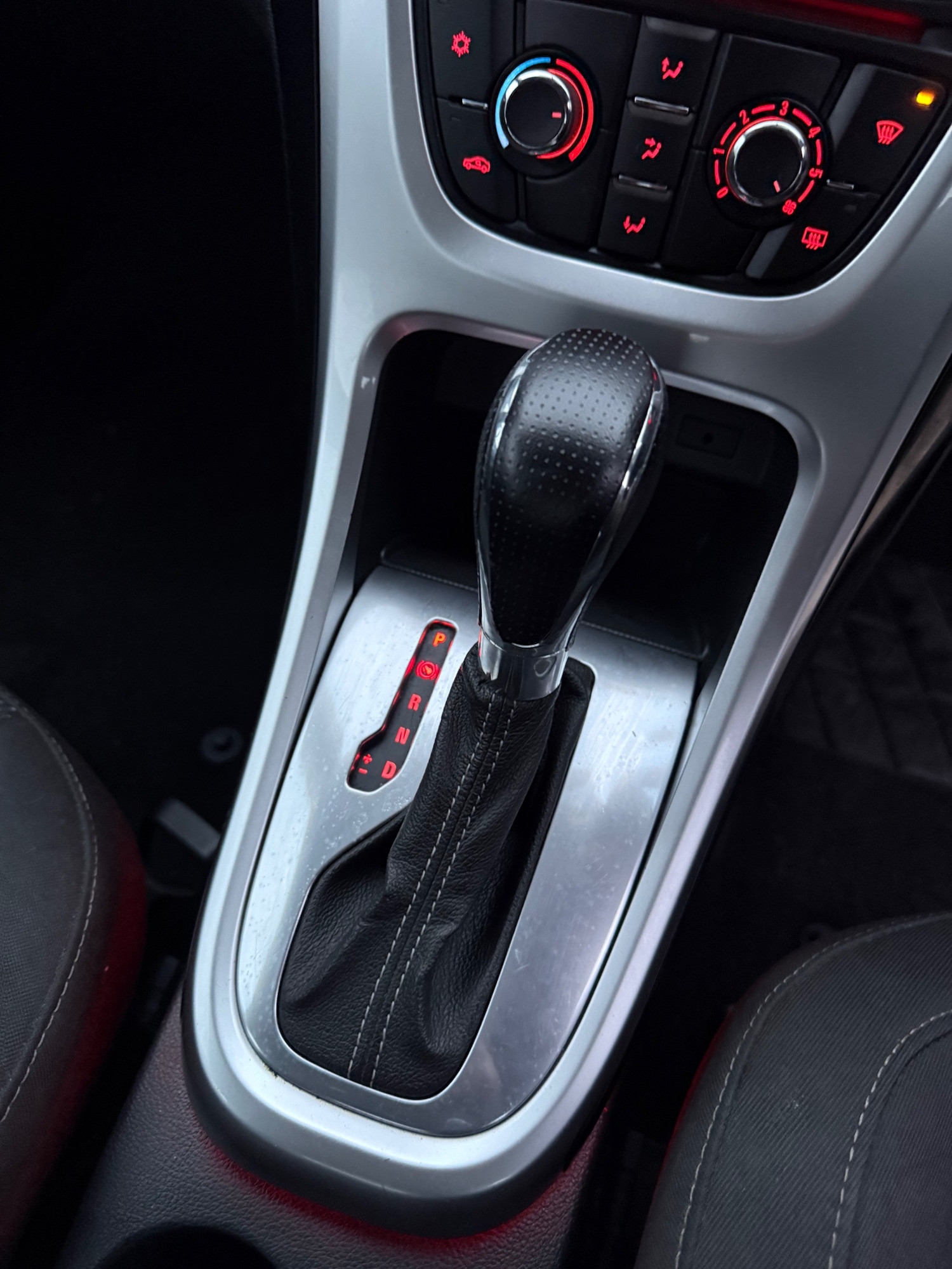 Used Vauxhall Astra 2015 for sale - 77058439: Photo 17