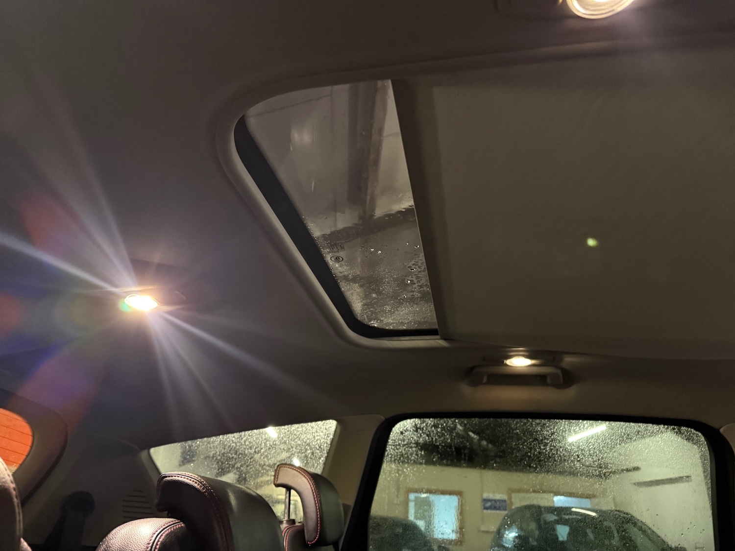 Used Ford S-Max 2014 for sale - 77141037: Photo 16