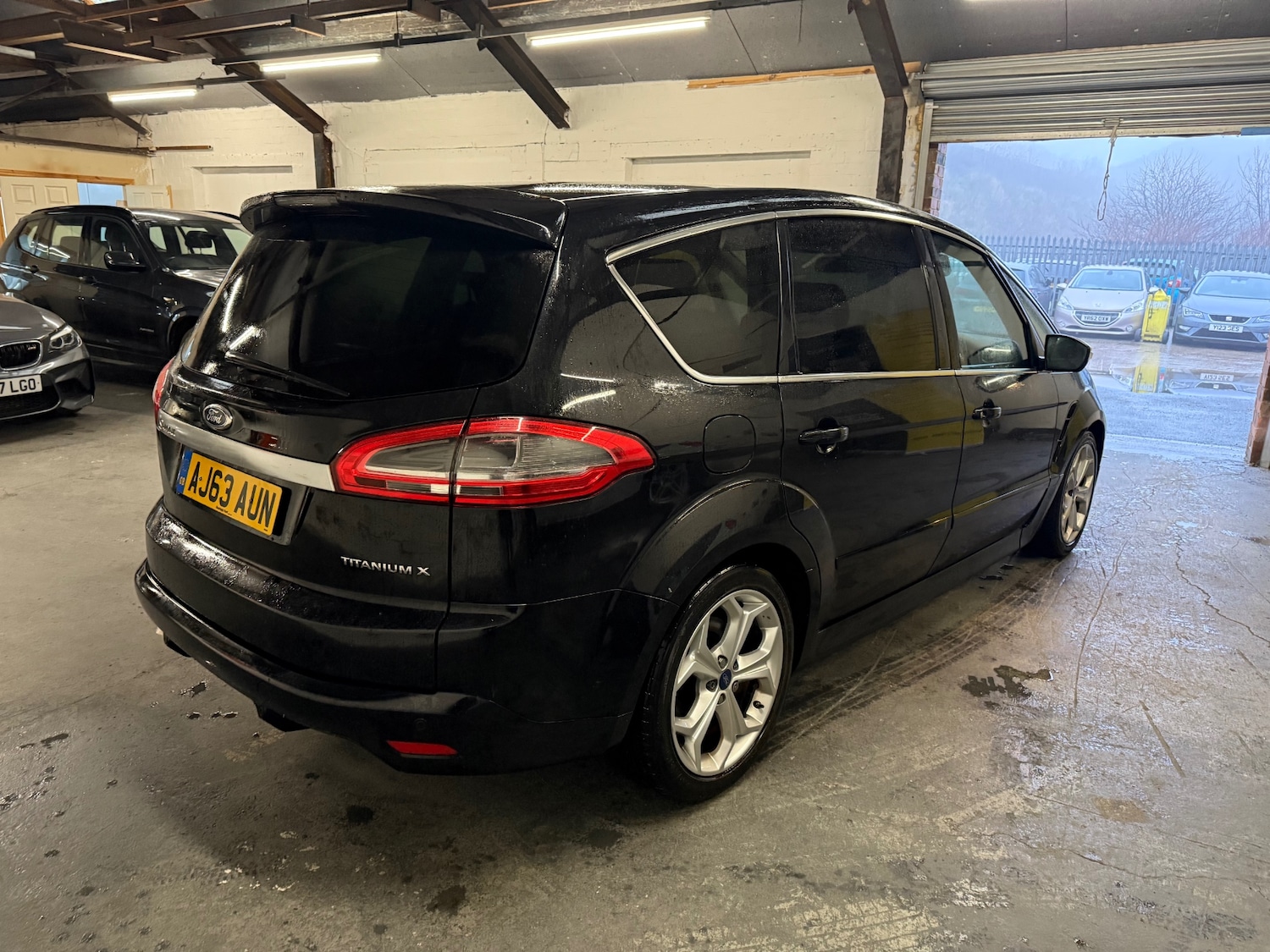 Used Ford S-Max 2014 for sale - 77141037: Photo 9