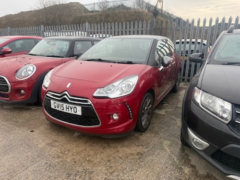 2015 (15) - 1.2 PureTech 110 DStyle Nav 3dr