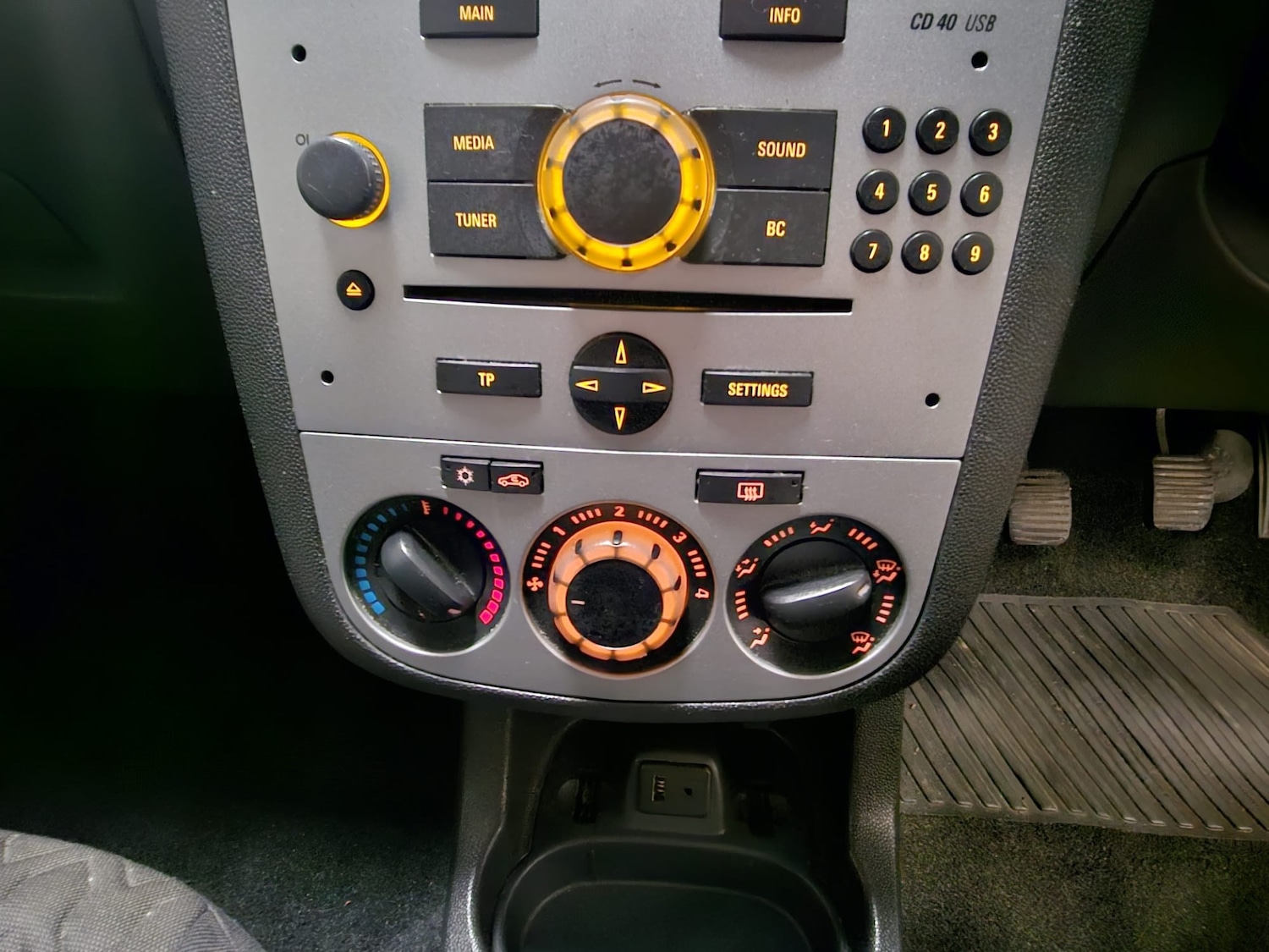 Used Vauxhall Corsa 2013 for sale - 78025606: Photo 14